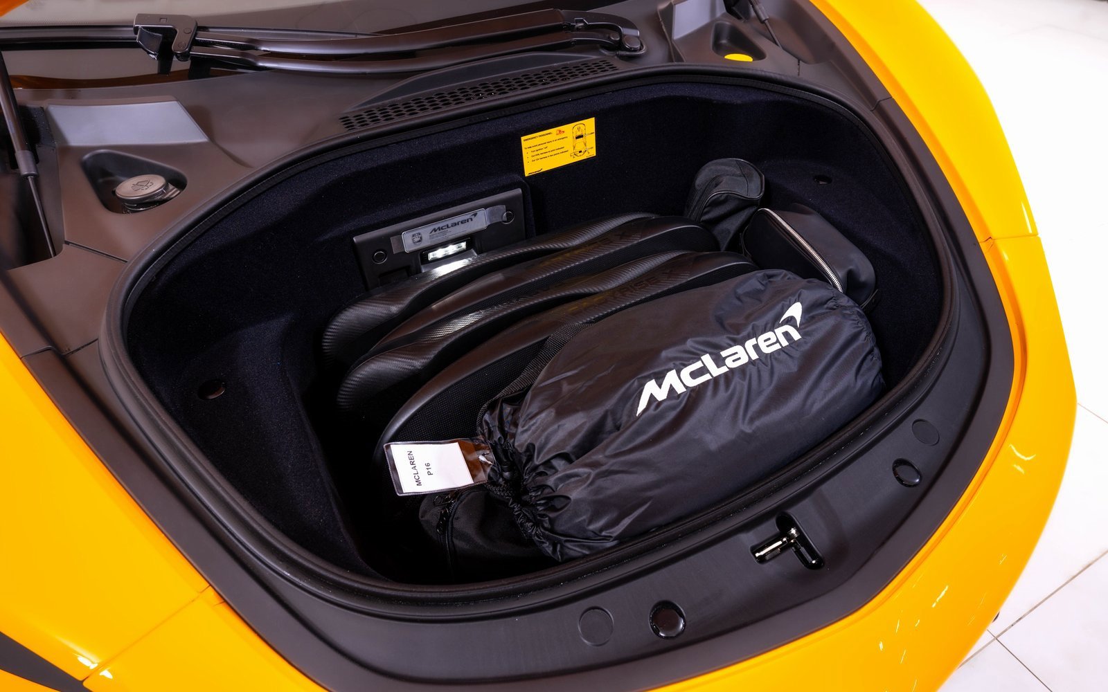 New 2026 McLaren Artura image 21