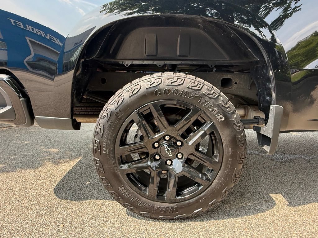 Used 2024 Chevrolet Silverado 1500 Custom Trail Boss AWD/4WD image 35