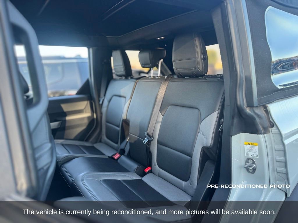 Used 2023 Ford Bronco Black Diamond w/ Sasquatch Package AWD/4WD image 12
