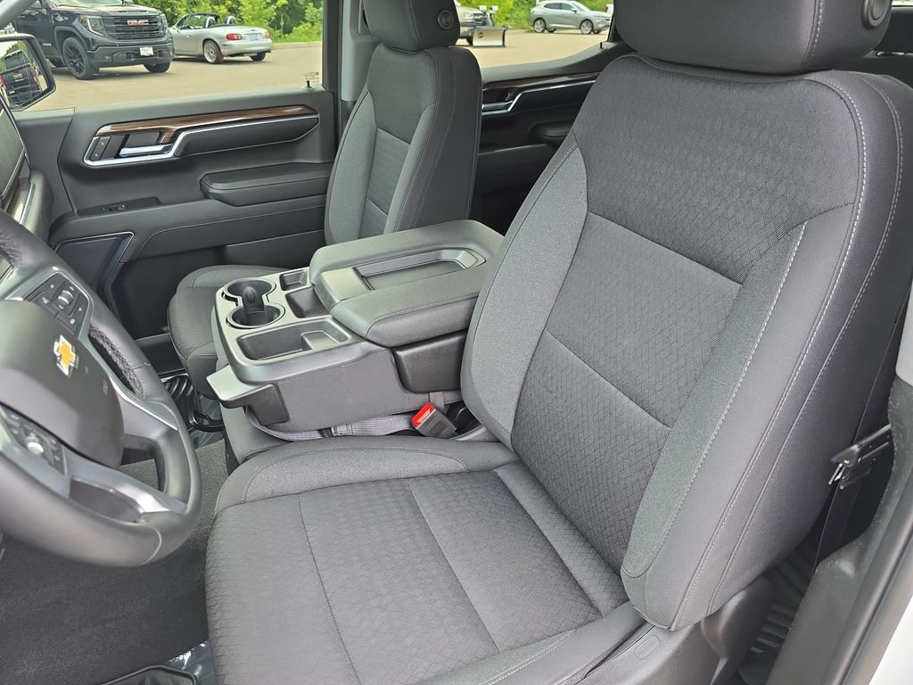 Used 2023 Chevrolet Silverado 1500 LT AWD/4WD image 14