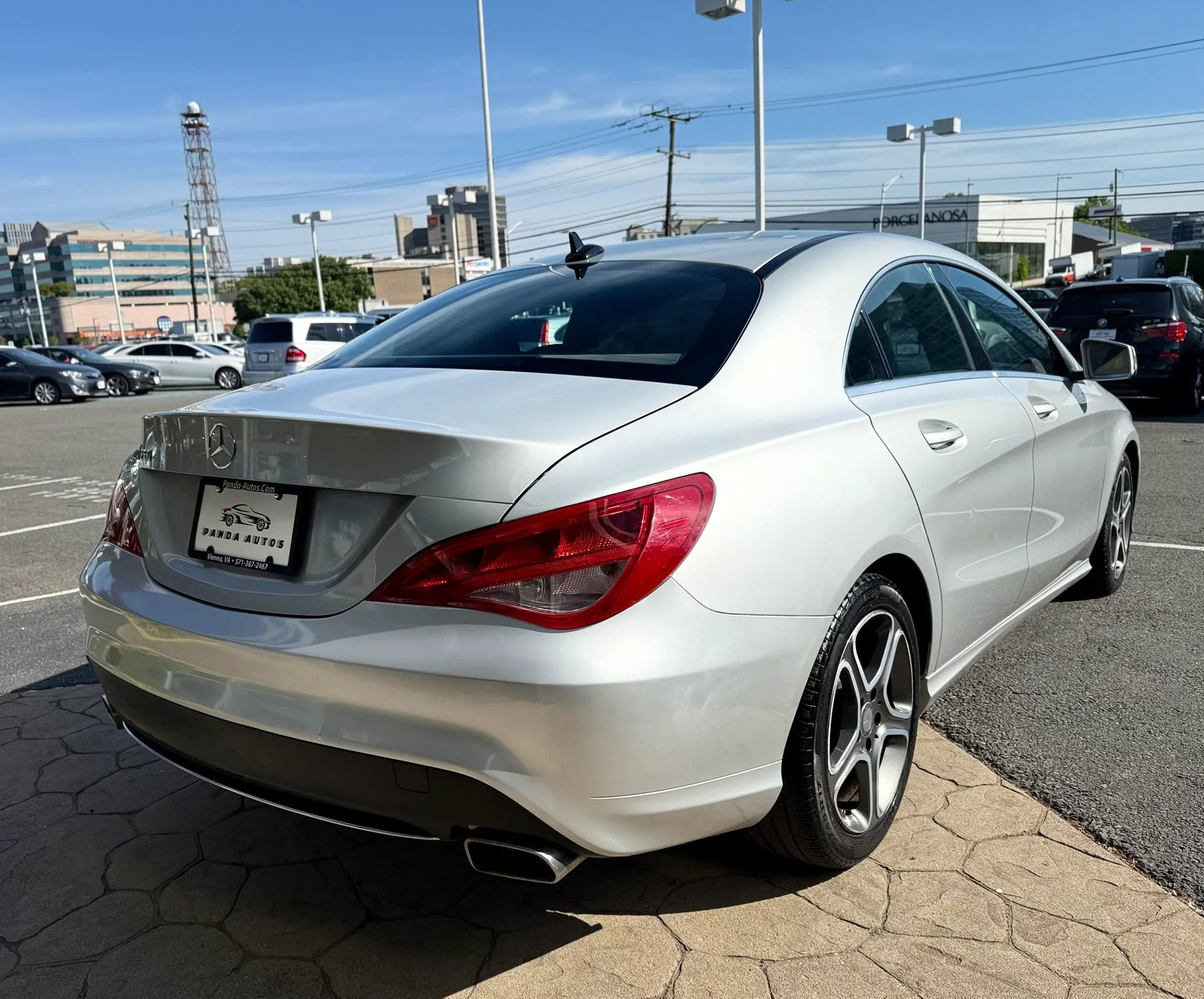 Used 2014 Mercedes-Benz CLA 250 image 7