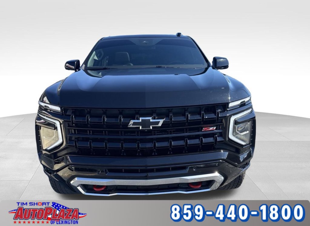 Used 2025 Chevrolet Tahoe Z71 w/ Comfort Package AWD/4WD image 8