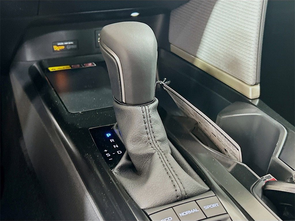 New 2026 Toyota Camry SE image 17