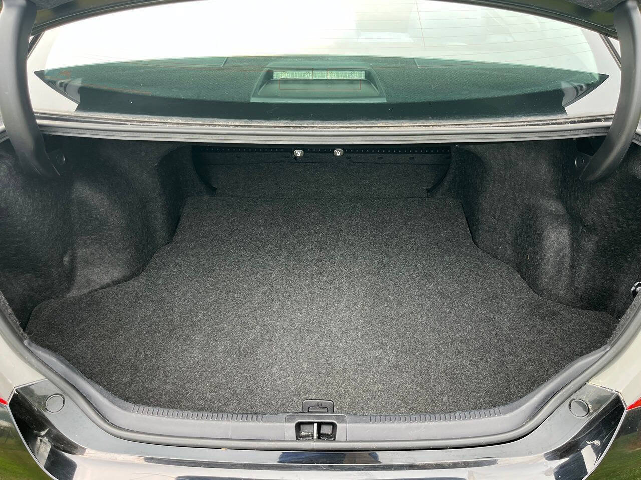 Used 2016 Toyota Camry LE FWD image 10