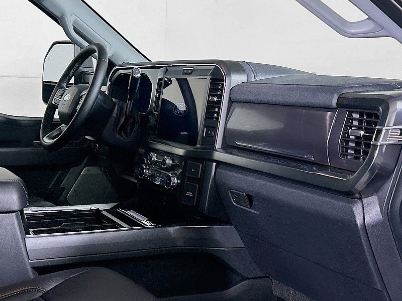 New 2025 Ford F250 Lariat w/ Lariat Ultimate Package image 31