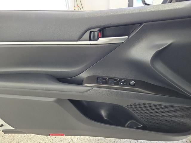 Used 2024 Toyota Camry SE FWD image 22