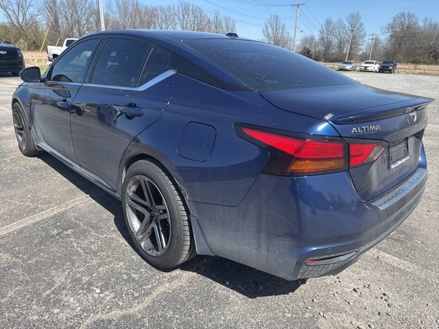 Used 2023 Nissan Altima 2.0 SR image 4