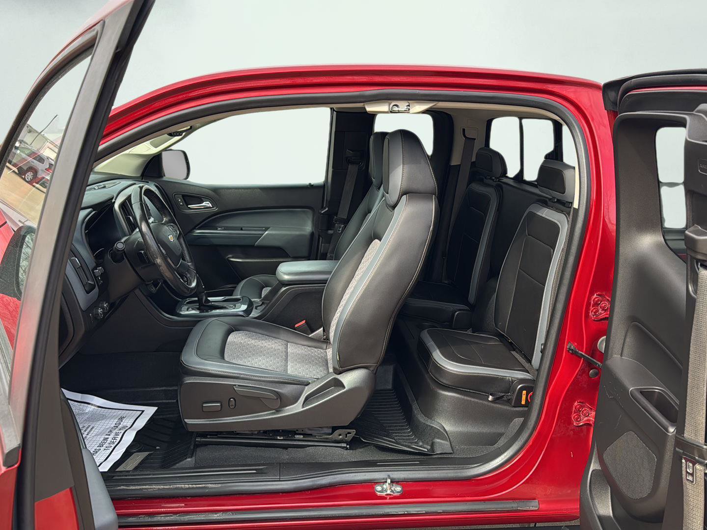 Used 2021 Chevrolet Colorado Z71 w/ Safety Package image 19