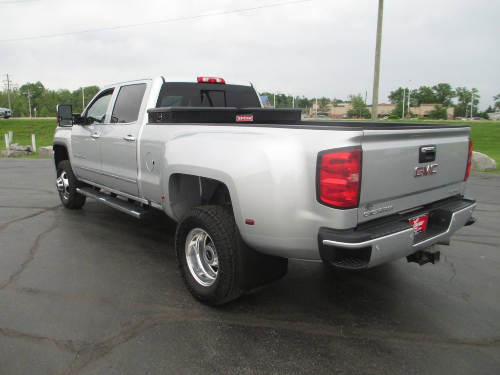 Used 2017 GMC Sierra 3500 Denali w/ Duramax Plus Package AWD/4WD image 9