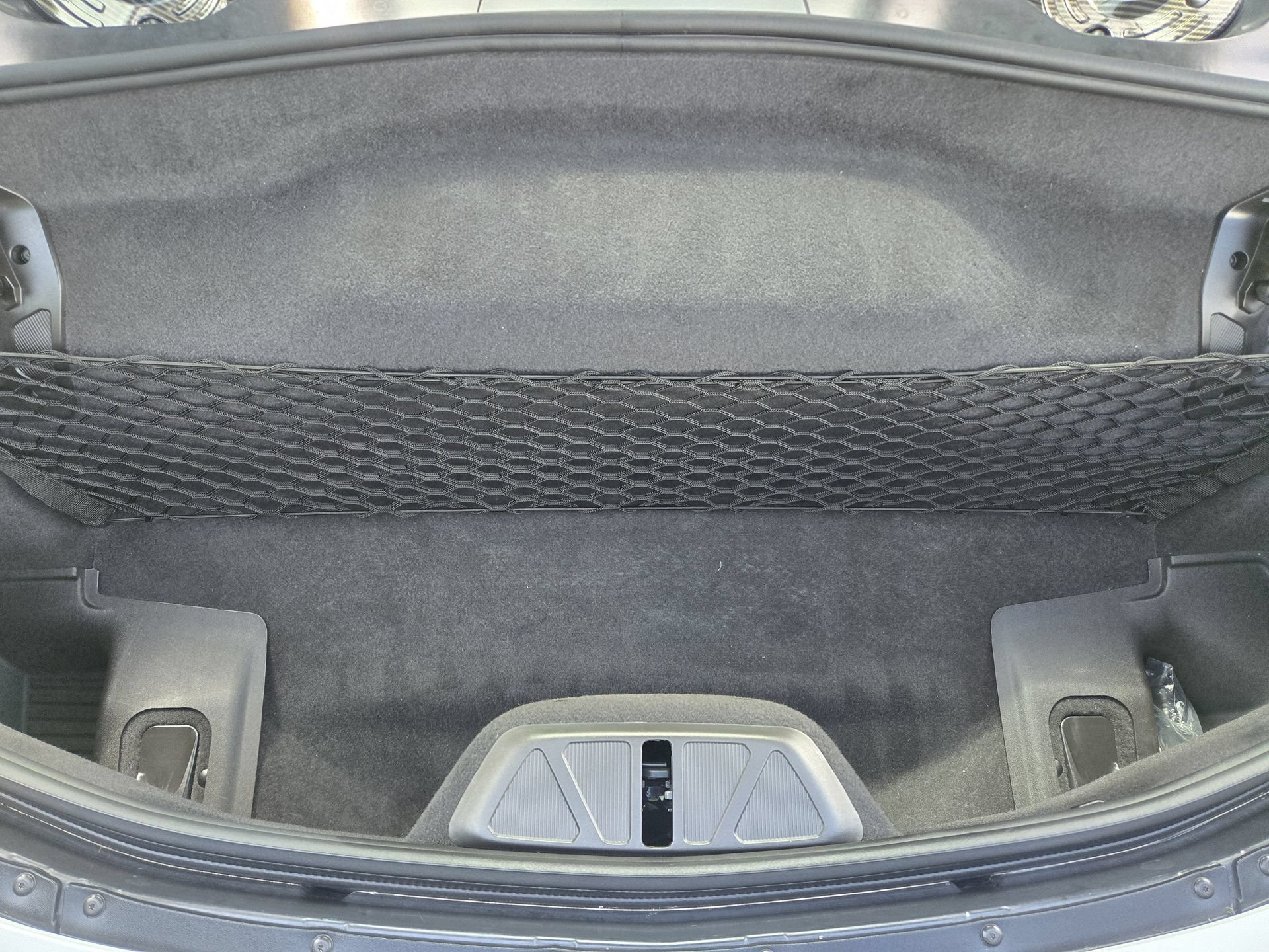 Used 2022 Chevrolet Corvette Stingray Preferred Cpe w/ Z51 Performance Package RWD image 30