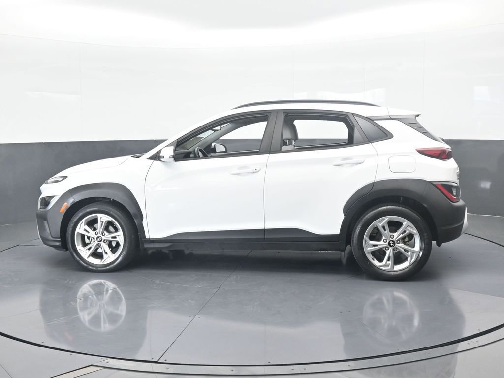 Used 2022 Hyundai Kona SEL w/ Convenience Package image 3