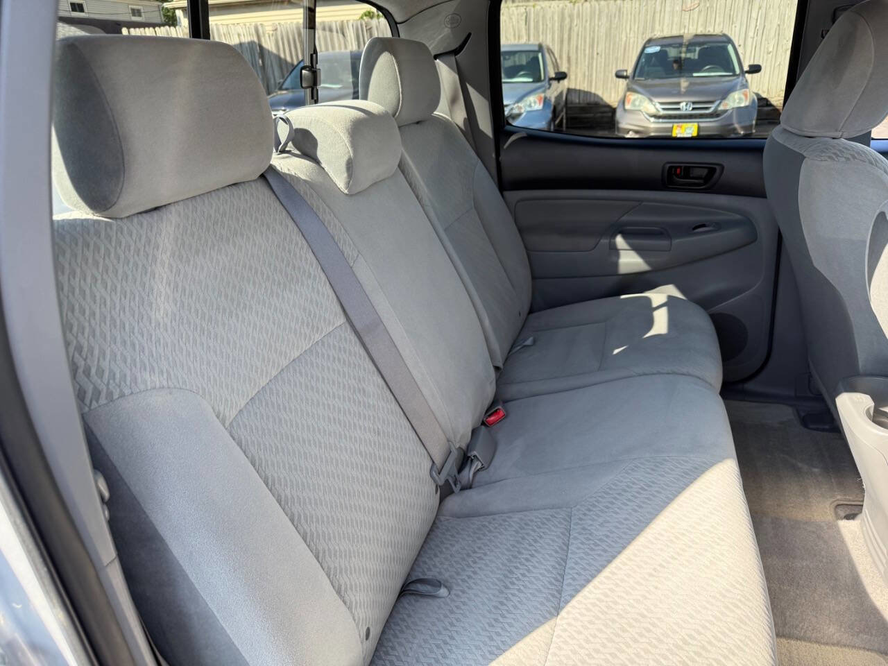 Used 2011 Toyota Tacoma 4x4 Double Cab w/ SR5 Pkg #2 image 83