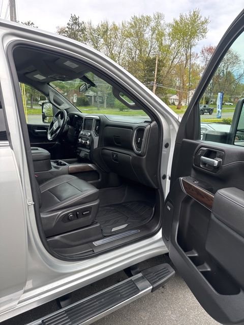 Used 2021 GMC Sierra 2500 SLT w/ SLT Premium Package AWD/4WD image 18