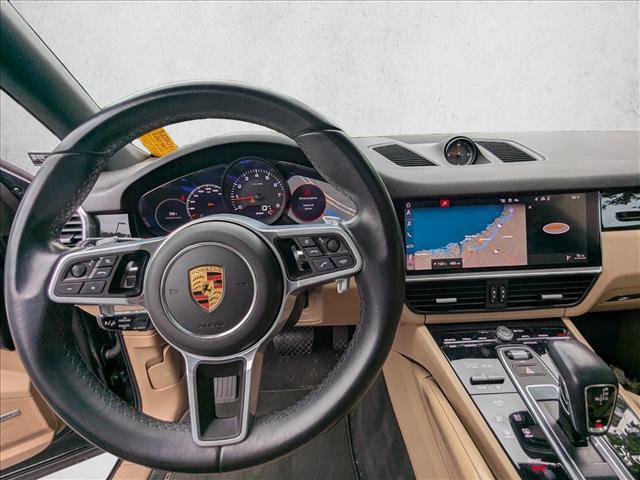 Used 2021 Porsche Cayenne AWD/4WD image 14