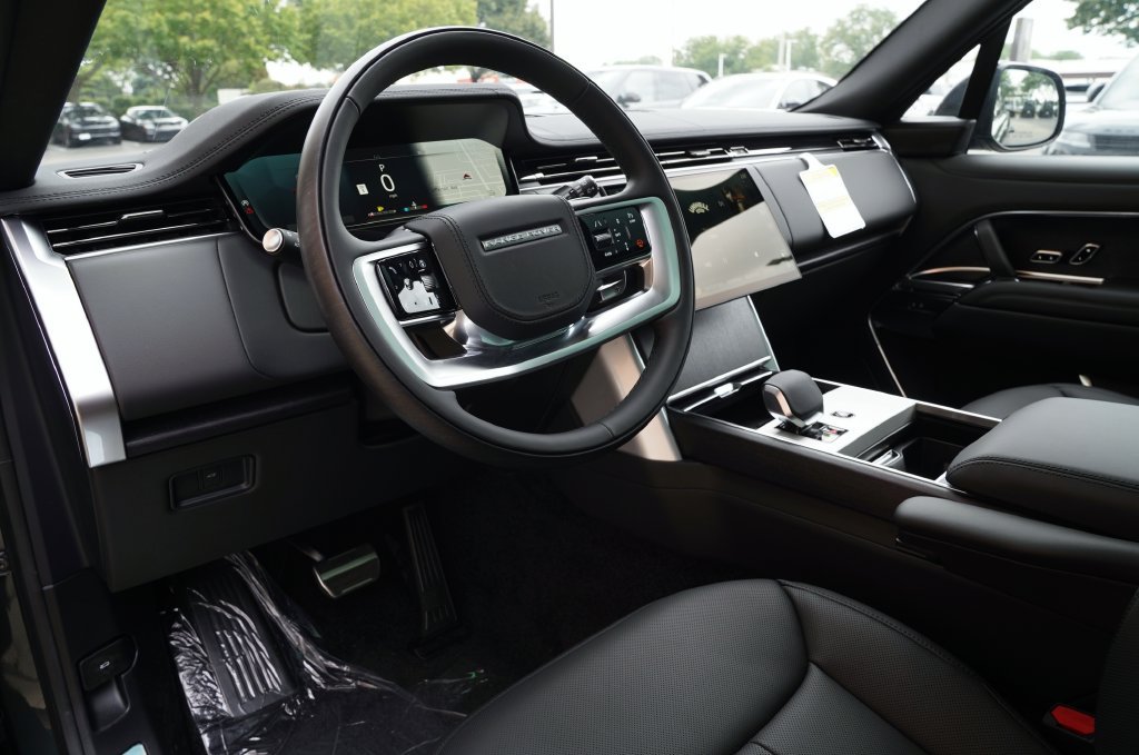 New 2026 Land Rover Range Rover SE AWD/4WD image 14