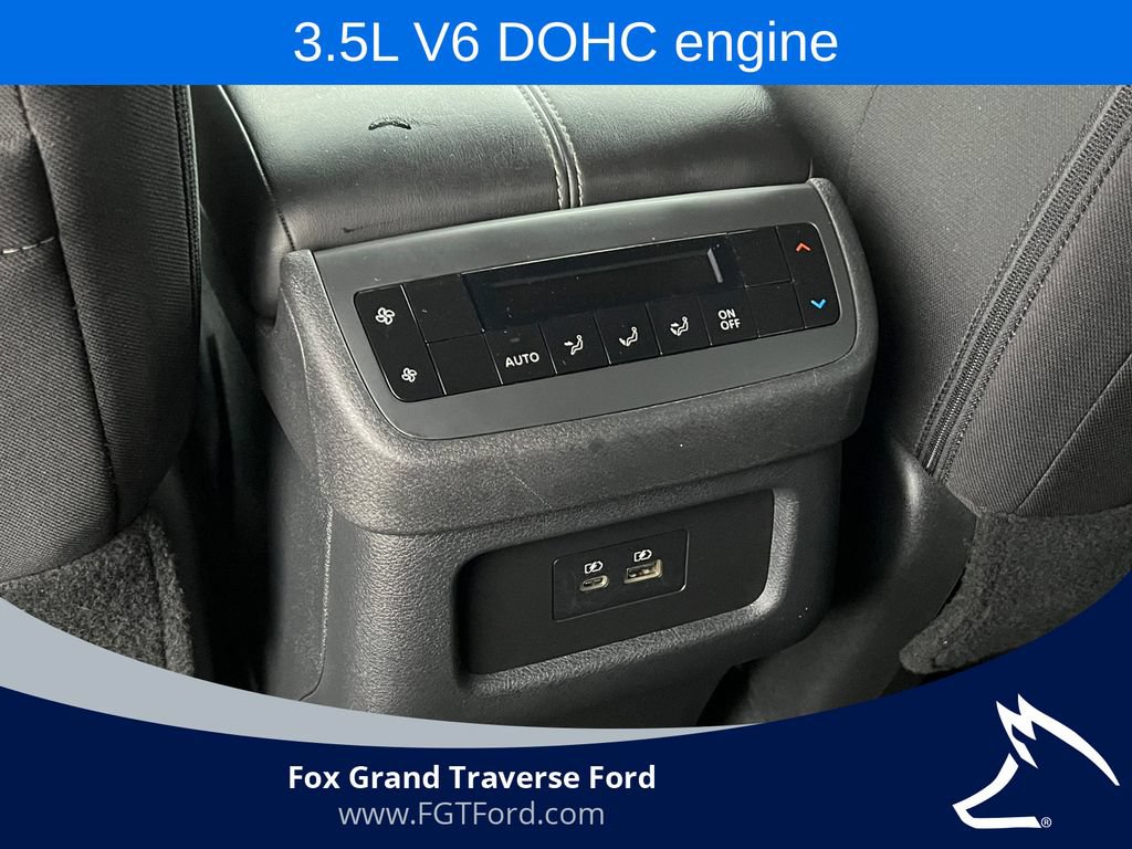 Used 2025 Nissan Pathfinder SV AWD/4WD image 31
