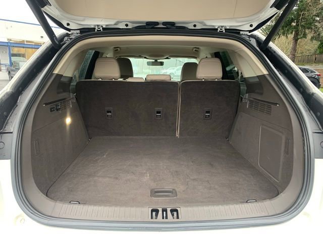 Used 2022 Lincoln Nautilus Standard w/ Premium Package image 5