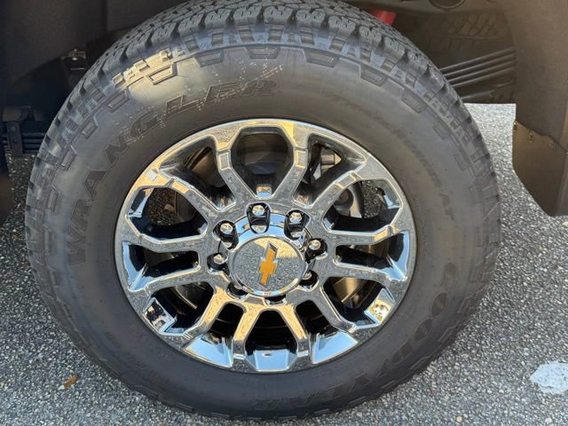 New 2026 Chevrolet Silverado 2500 LTZ w/ LTZ Convenience Package image 18