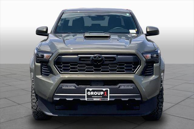 Certified 2025 Toyota Tacoma TRD Sport AWD/4WD image 4