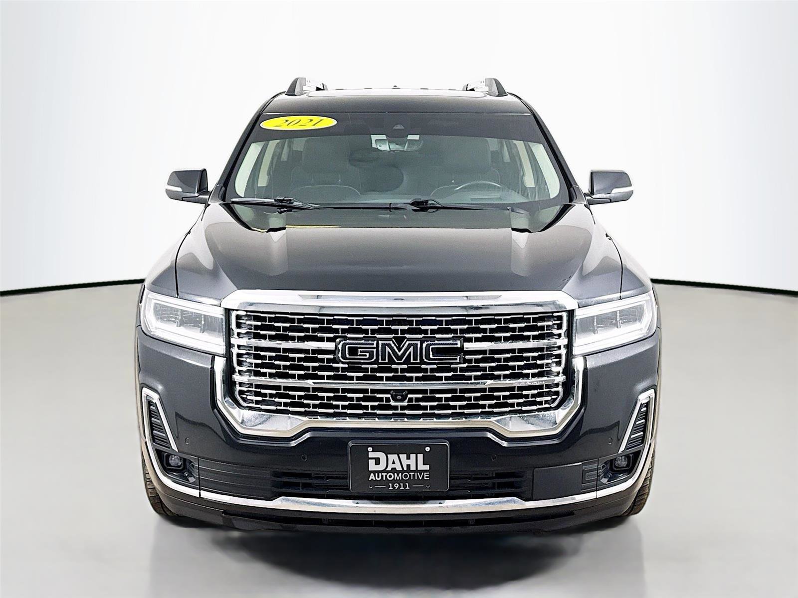 Used 2021 GMC Acadia Denali w/ GMC Pro Grade Package image 3