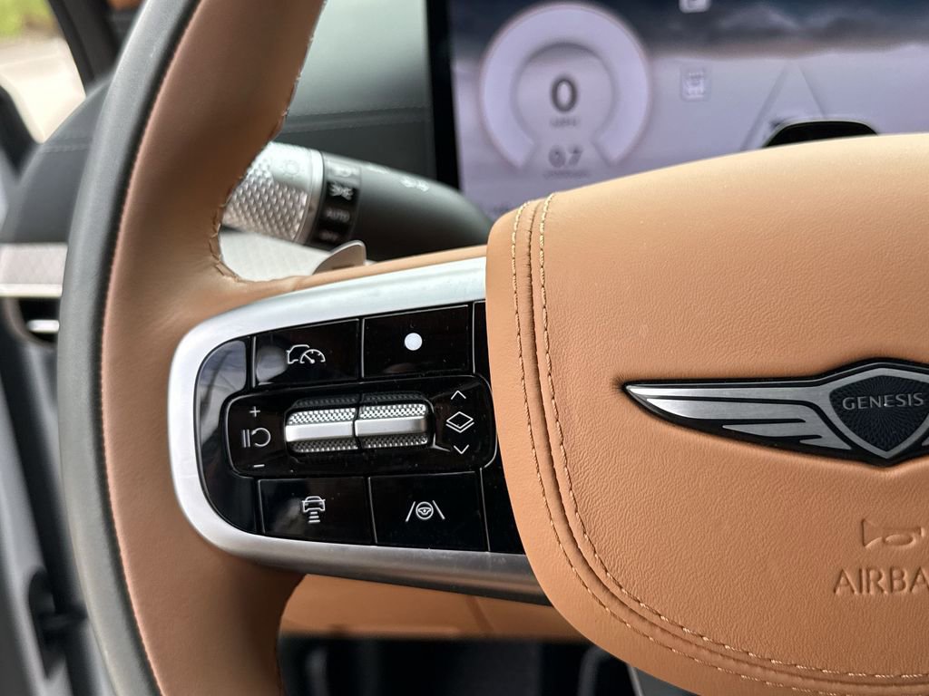 Used 2025 Genesis GV80 3.5T Prestige image 26