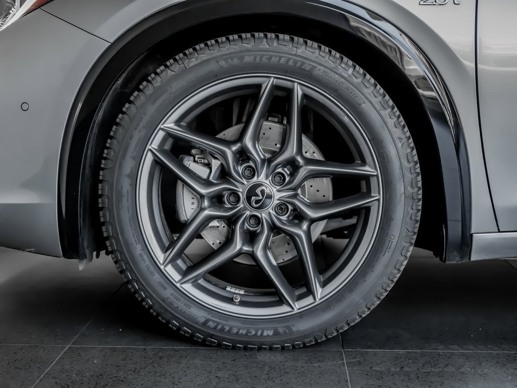 Used 2018 INFINITI QX30 Sport image 11