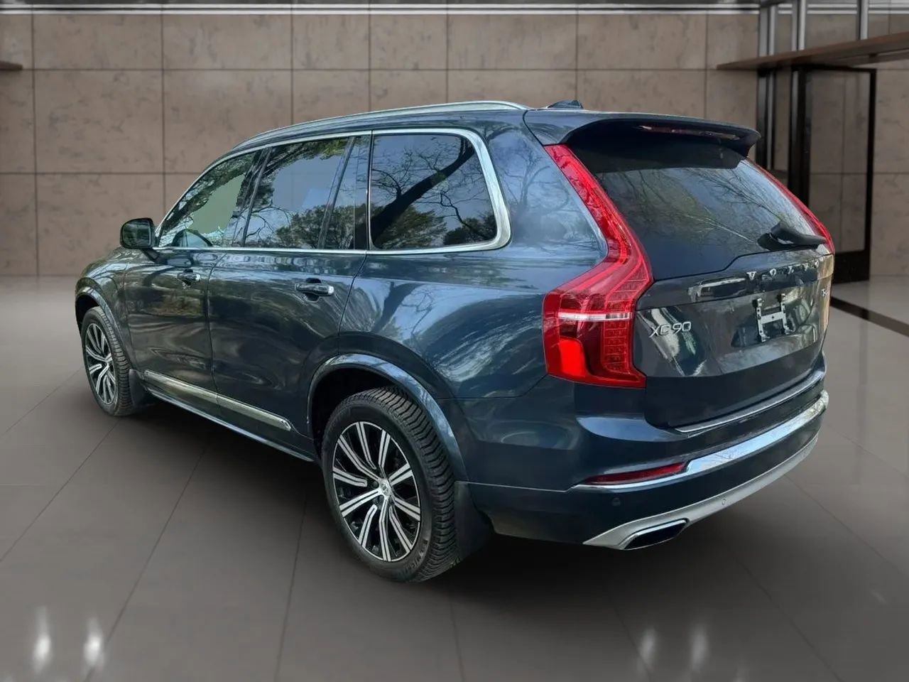 Used 2020 Volvo XC90 T6 Inscription w/ Protection Package Premier AWD/4WD image 3