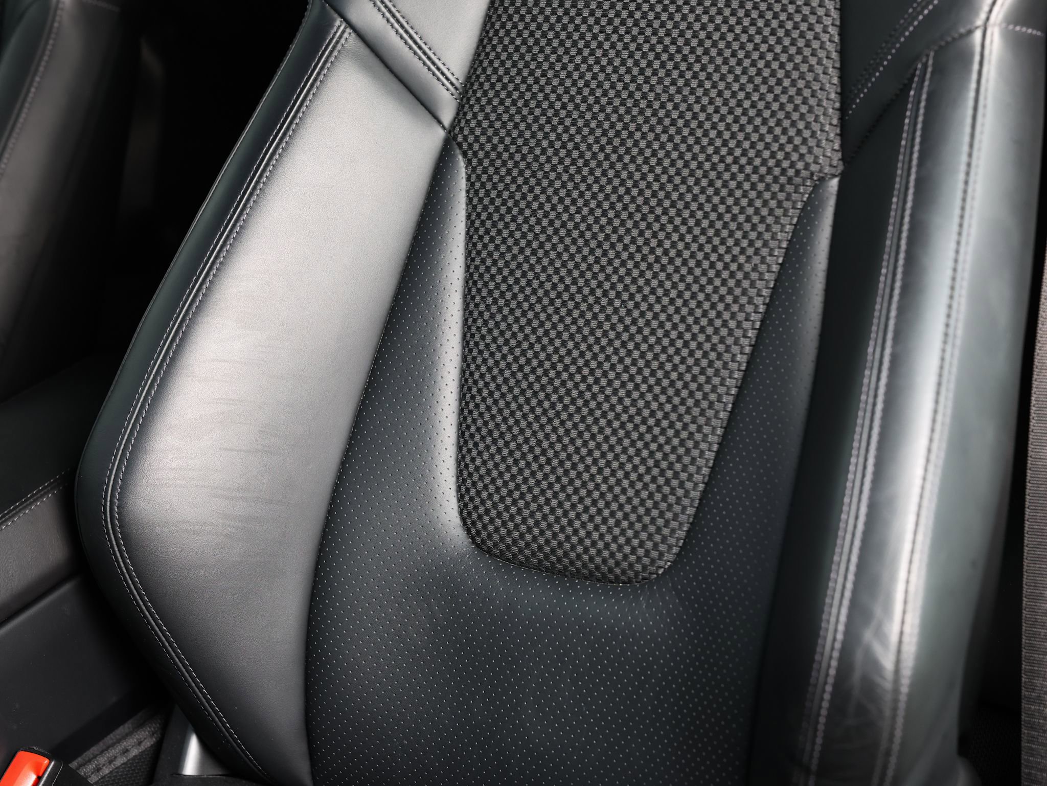 Used 2023 Porsche 911 Carrera T image 21