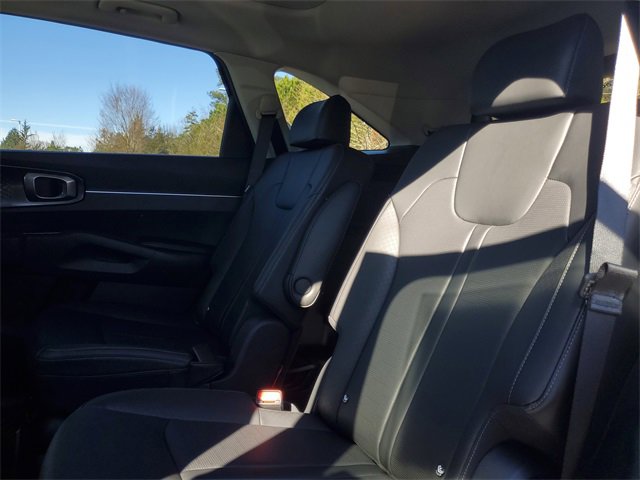 New 2025 Kia Sorento EX w/ Panoramic Sunroof Package image 9