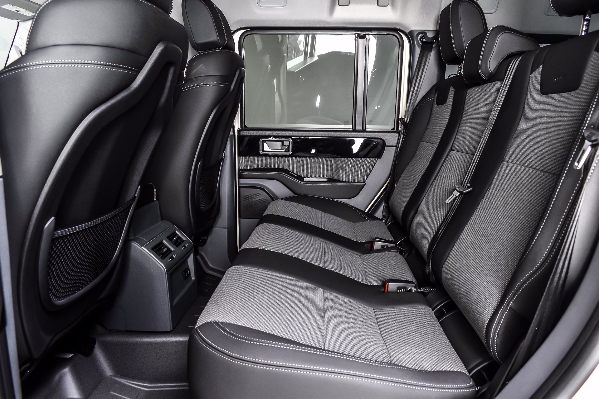 New 2026 INEOS Grenadier Station Wagon AWD/4WD image 16
