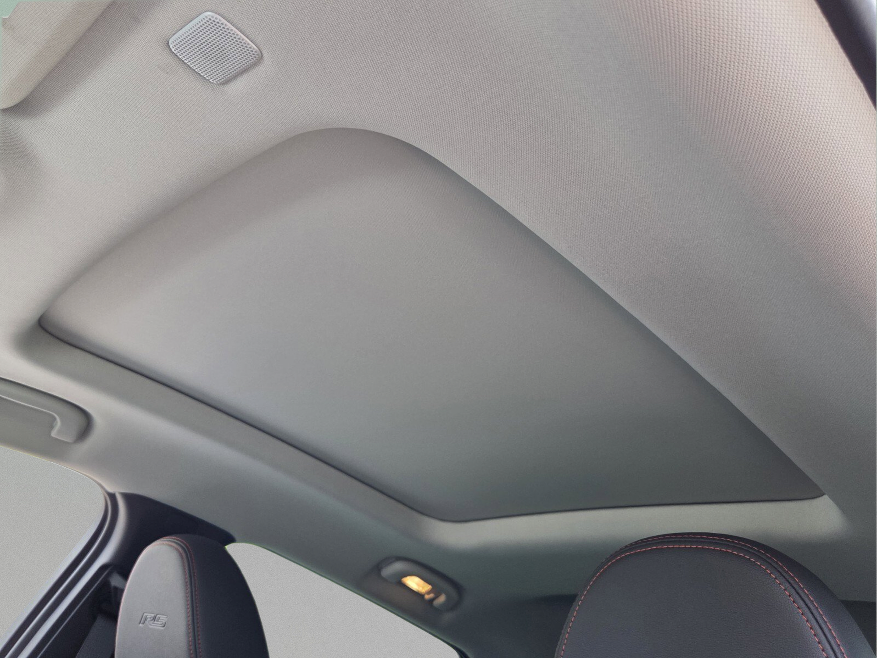New 2027 Chevrolet Bolt RS w/ Technology Package FWD image 16