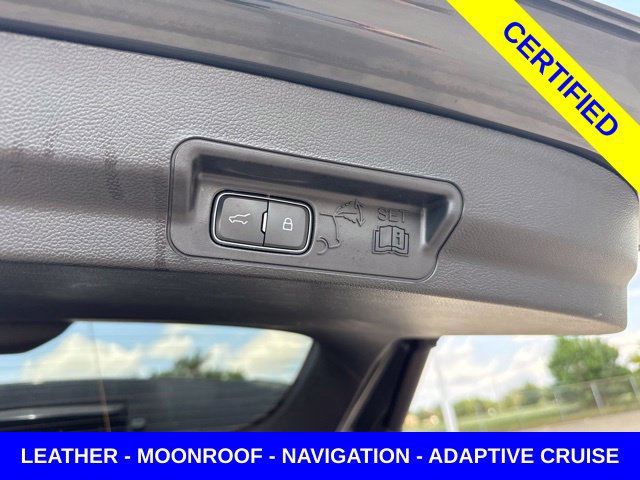 Certified 2023 Ford Explorer XLT w/ Equipment Group 202A AWD/4WD image 9