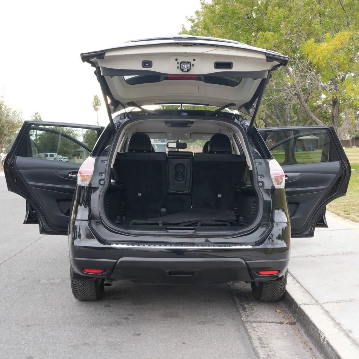 Used 2014 Nissan Rogue SL image 7