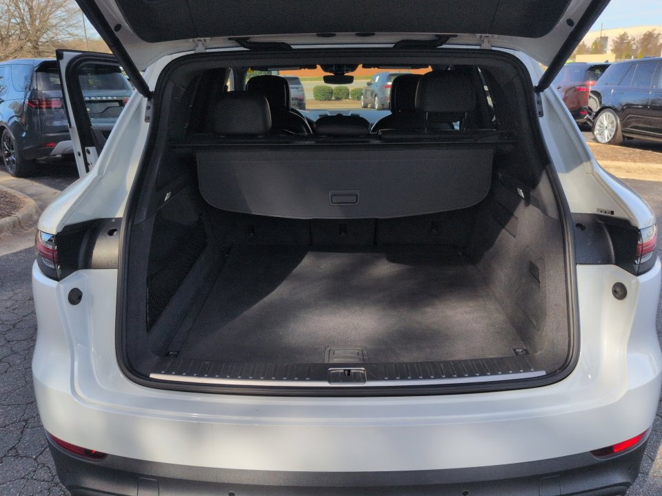 Used 2019 Porsche Cayenne AWD/4WD image 15