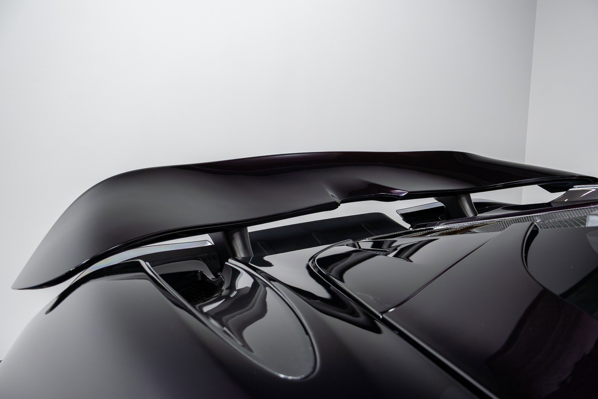 Used 2019 McLaren 720S Luxury RWD image 44