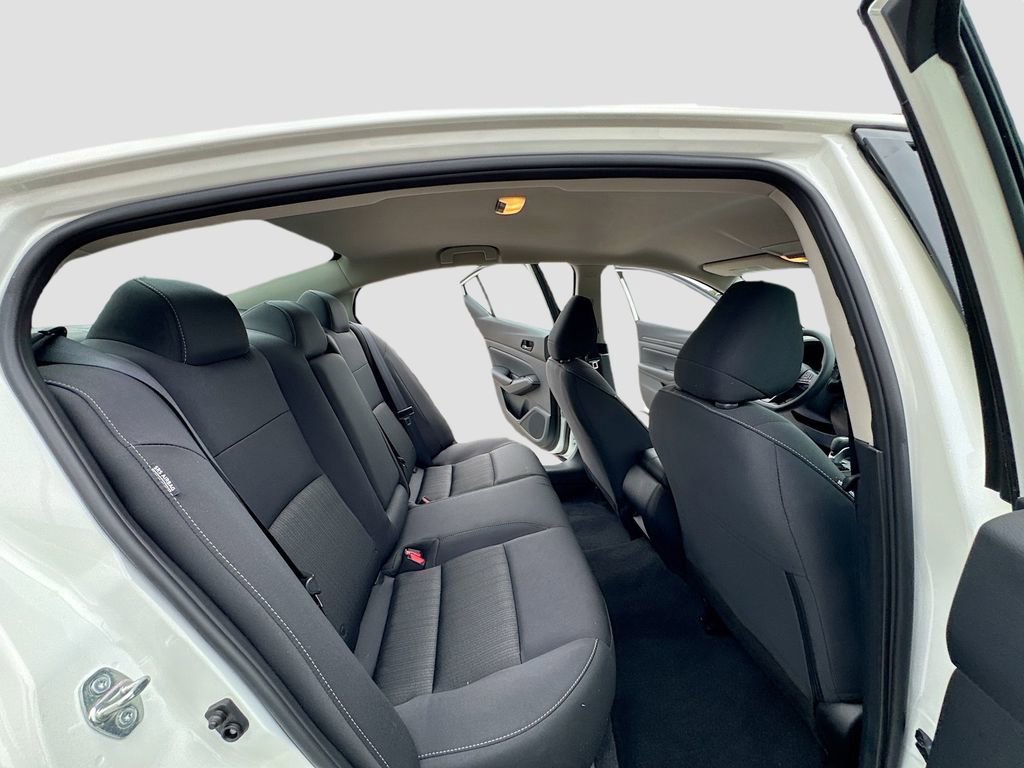Used 2025 Nissan Altima 2.5 S image 22
