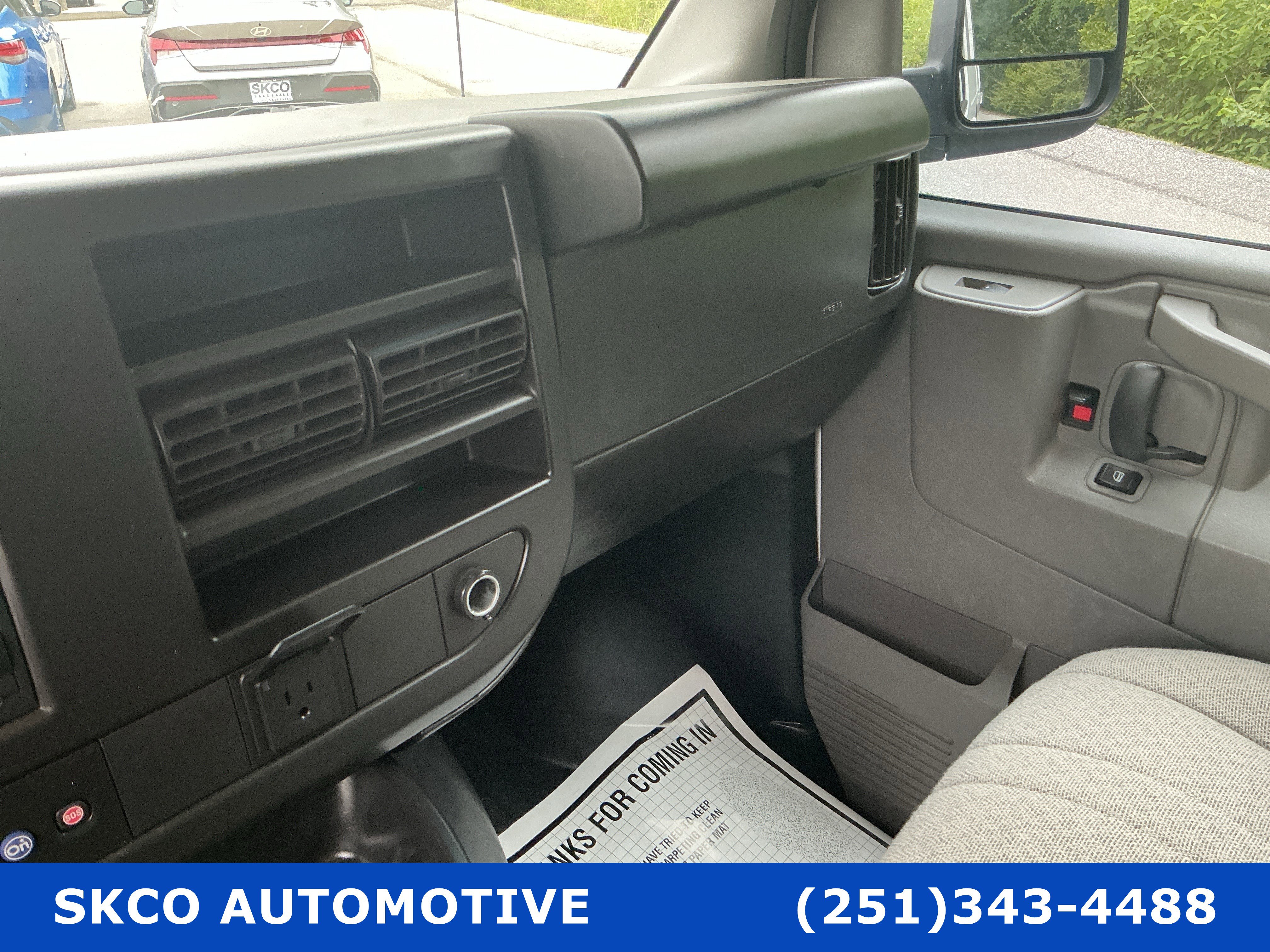 Used 2022 Chevrolet Express 2500 w/ Driver Convenience Package RWD image 24