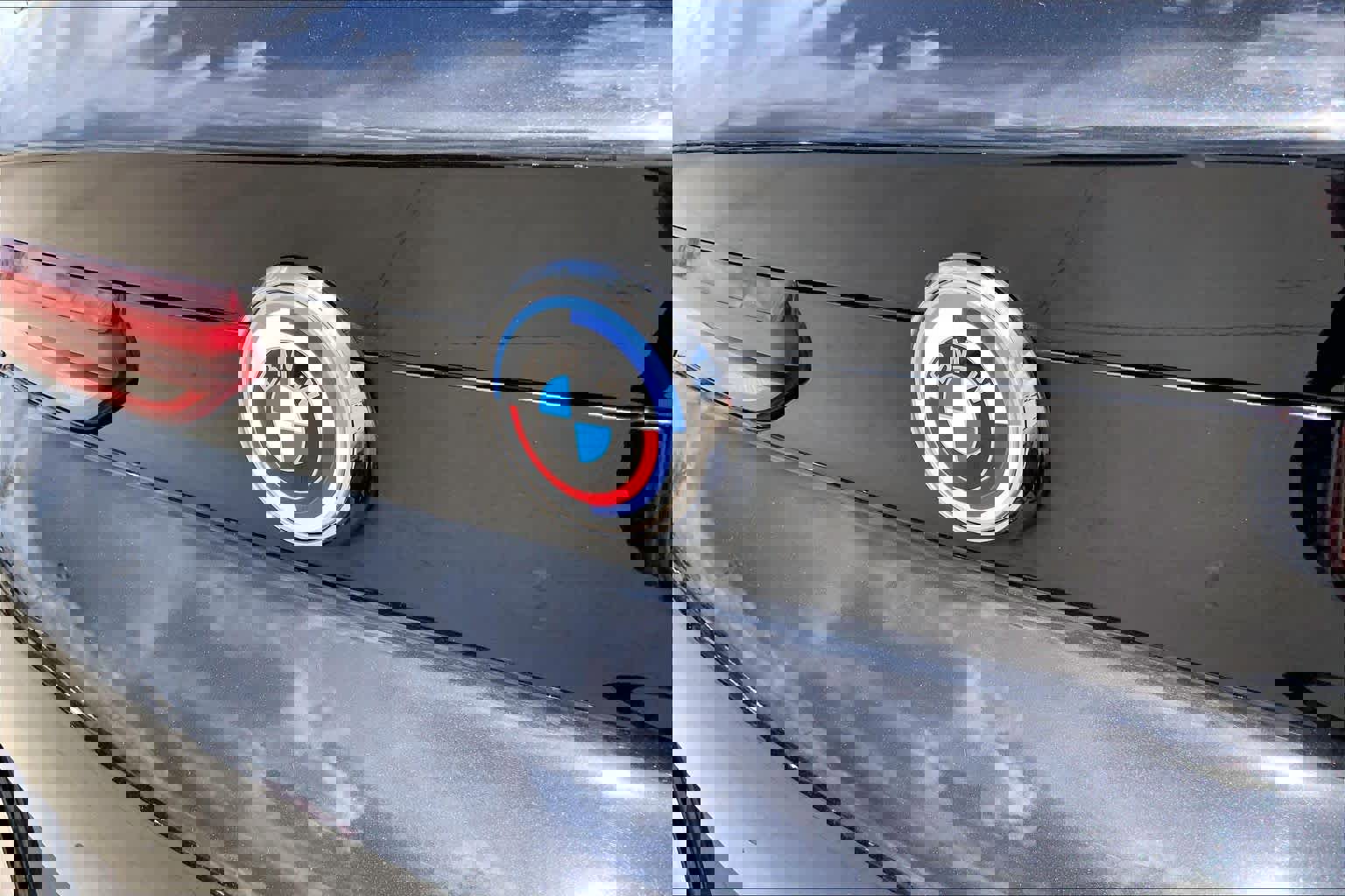 Used 2023 BMW X6 M w/ Executive Package image 30