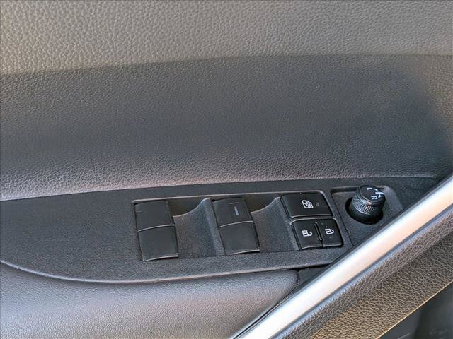 Used 2026 Toyota Corolla Cross XLE AWD/4WD image 10