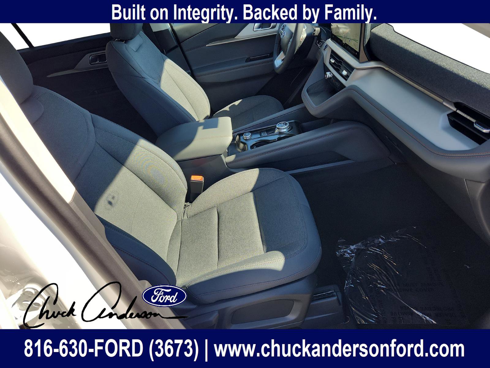 New 2026 Ford Explorer Active AWD/4WD image 27