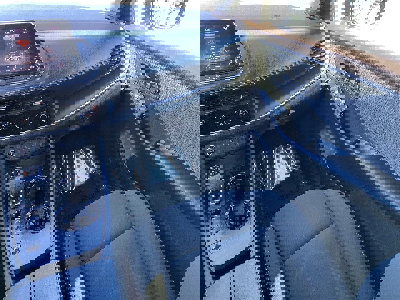 Certified 2023 Nissan Rogue S image 17