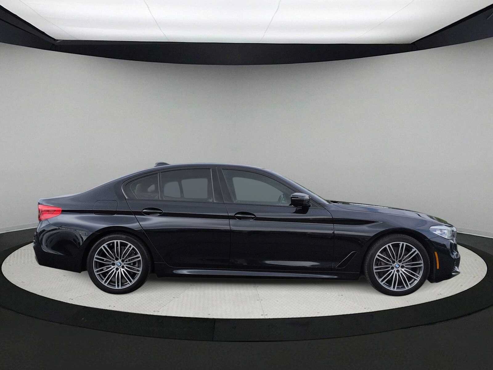 Used 2020 BMW 540i xDrive w/ M Sport Package AWD/4WD image 9