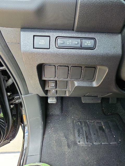 Used 2023 Nissan Frontier Pro-X w/ Tow Package RWD image 15