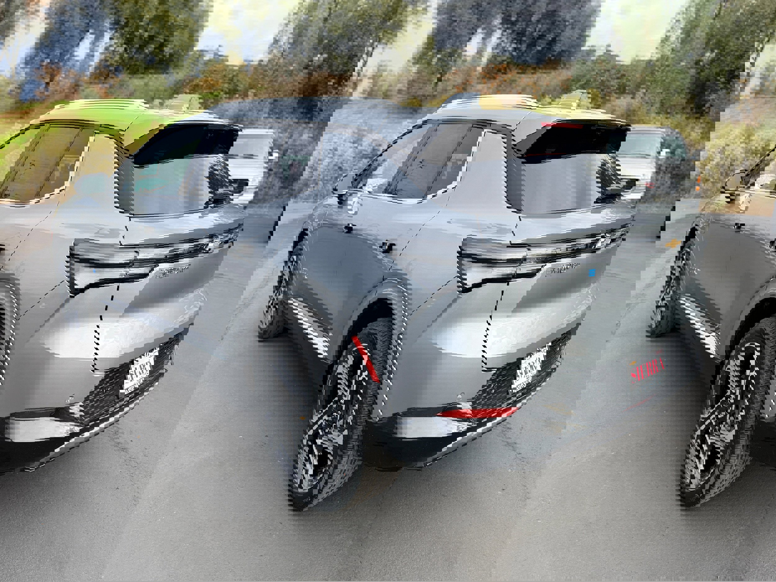 New 2026 Chevrolet Equinox EV LT image 6