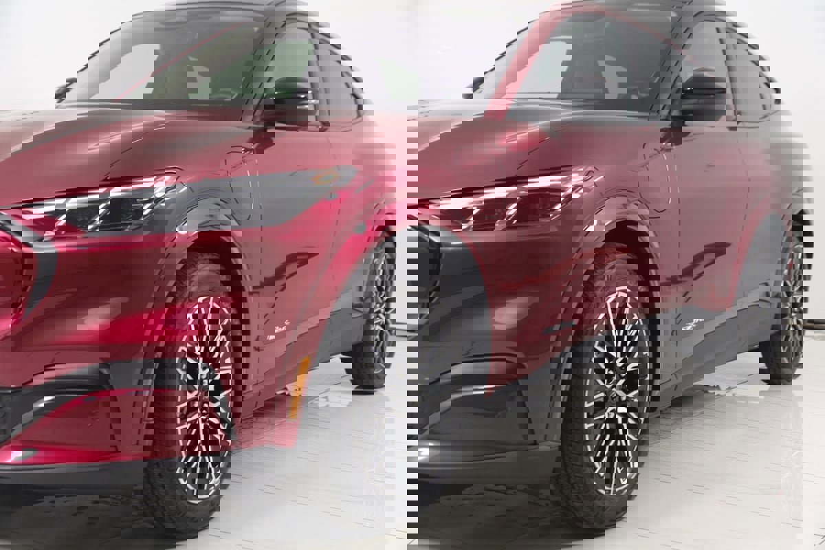 Used 2025 Ford Mustang Mach-E Premium w/ Interior Protection Package image 81