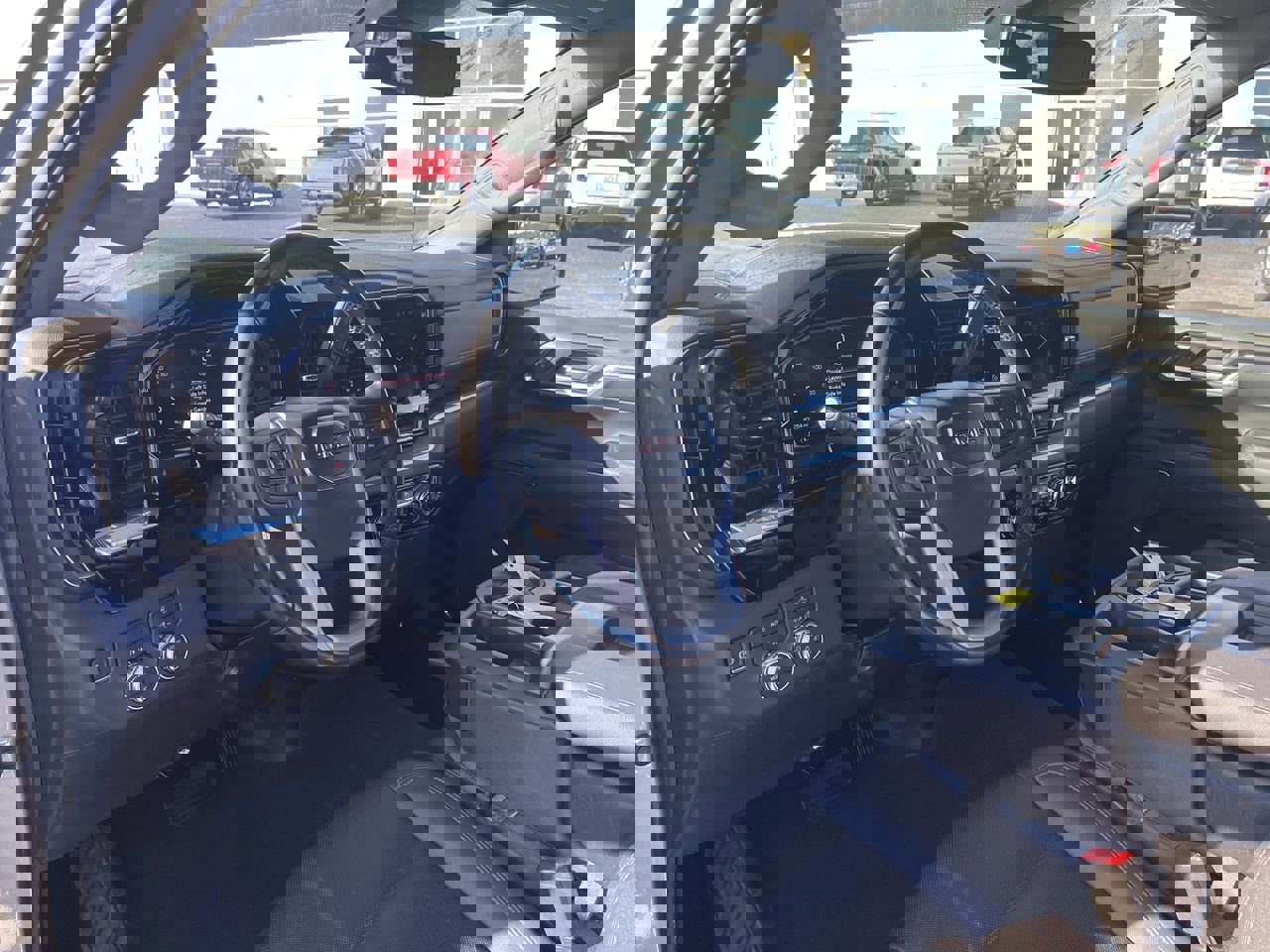 Certified 2024 GMC Sierra 1500 SLT image 10