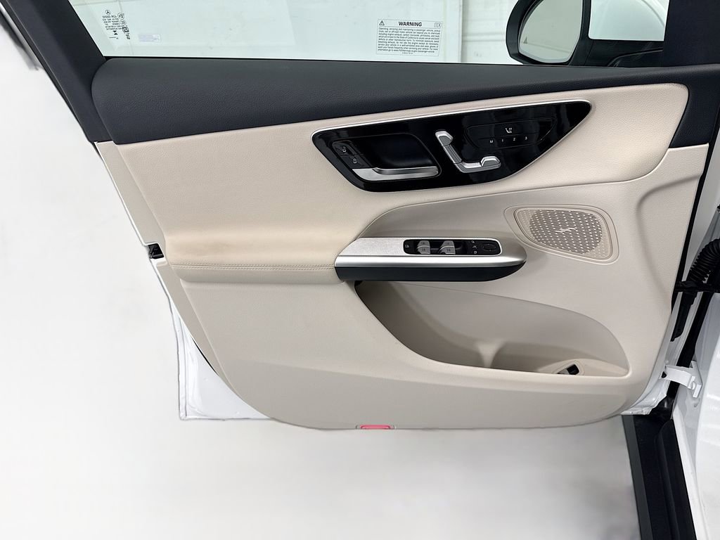 Certified 2026 Mercedes-Benz GLC 300 4MATIC image 22