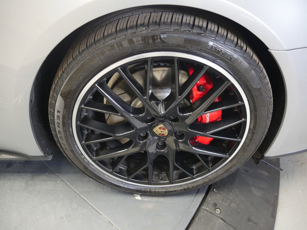 Used 2022 Porsche Panamera GTS AWD/4WD image 16