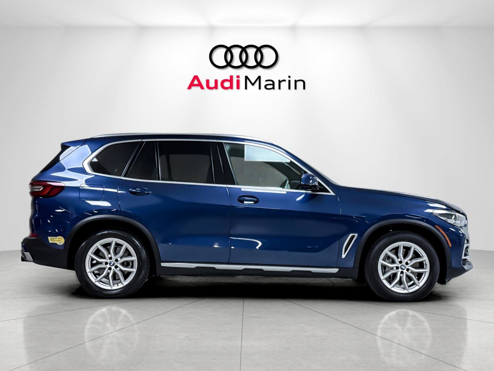 Used 2021 BMW X5 xDrive45e w/ Parking Assistance Package AWD/4WD image 6