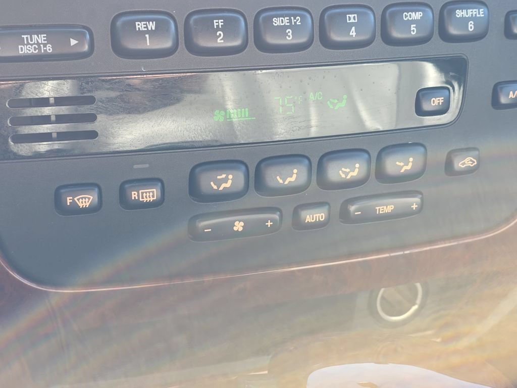 Used 2005 Mercury Sable LS FWD image 21